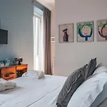 Aurora Hotel