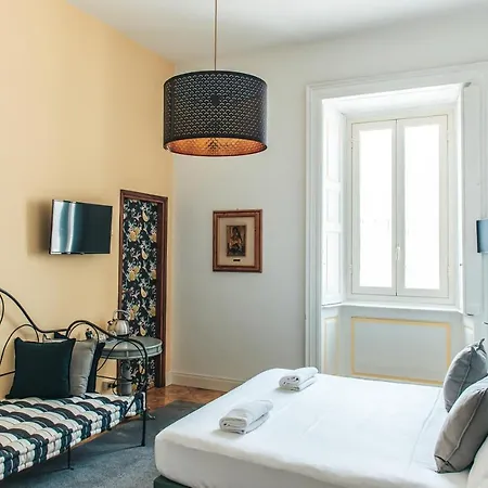 Casa Camilla فندق فيربانيا