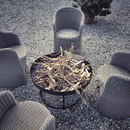 Casa Camilla فندق